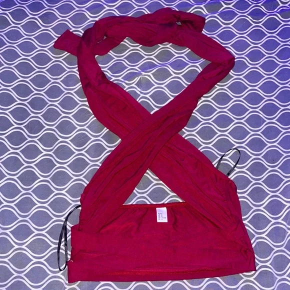 Womens wrap around halter top - Picture 3 of 3